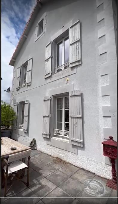 Montemboeuf Centre Town House Free Wifi Villa Buitenkant foto